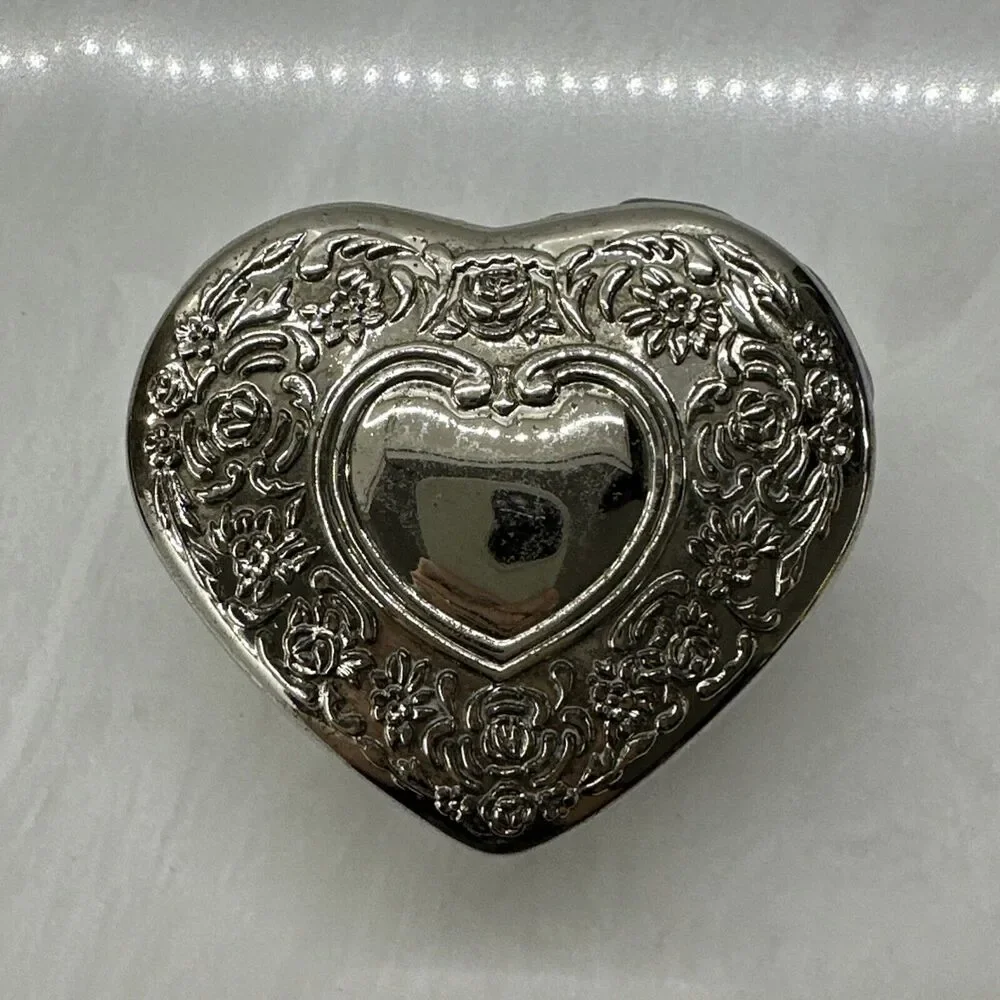 Vintage Heart Shape Silver and Glass Trinket Jewelry Box Candy Dish 3.5 in
